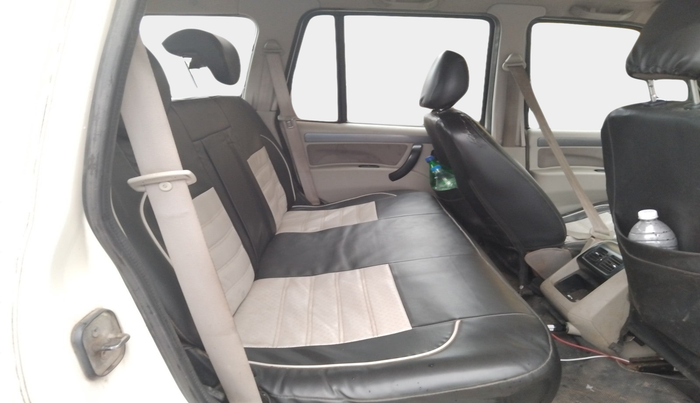 2020 Mahindra Scorpio S5, Diesel, Manual, 2,48,441 km, interior