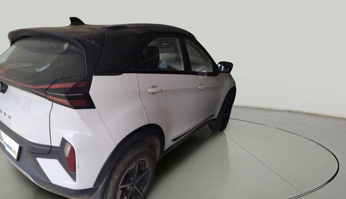 2023 Tata NEXON FEARLESS AMT DUAL TONE 1.5 DIESEL, Diesel, Automatic, 97,012 km, exterior