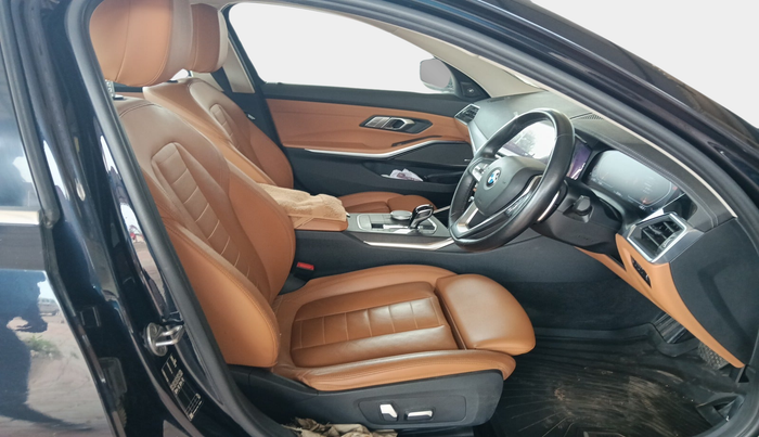 2022 BMW 3 SERIES GRAN LIMOUSINE 330Li LUXURY LINE, Petrol, Automatic, 32,457 km, interior