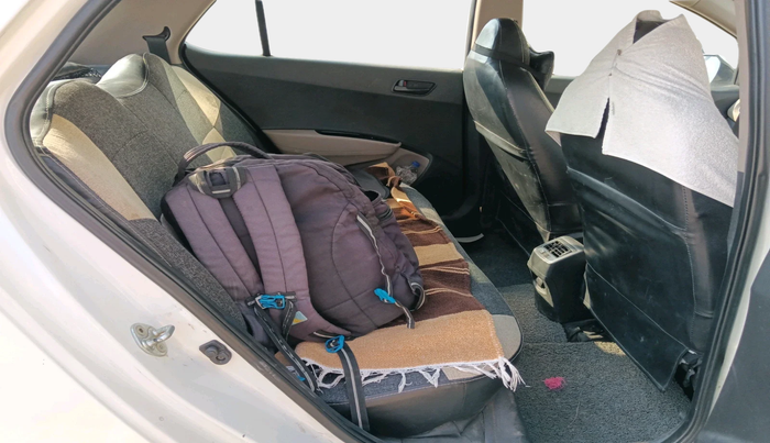 2018 Hyundai Grand i10 MAGNA 1.2 KAPPA VTVT, Petrol, Manual, 1,74,922 km, interior