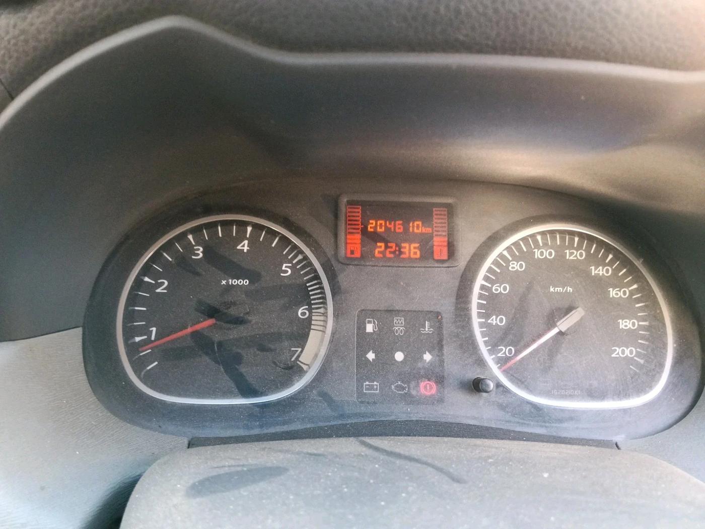 2013 Renault Duster 85 PS RXE DIESEL, Diesel, Manual, 2,04,610 km, interior