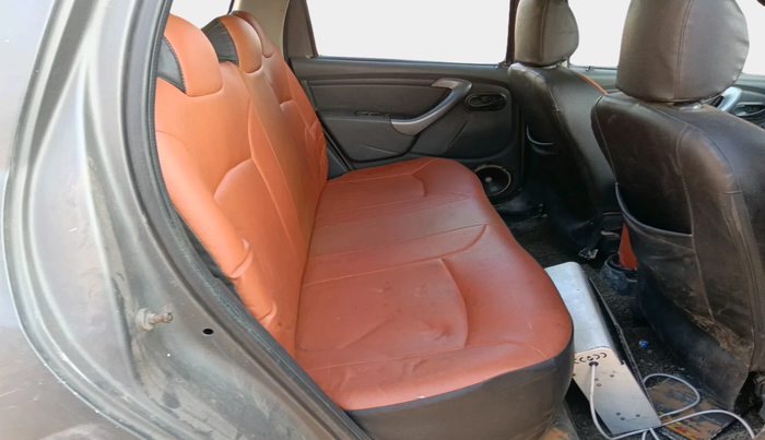 2013 Renault Duster 85 PS RXE DIESEL, Diesel, Manual, 2,04,610 km, interior