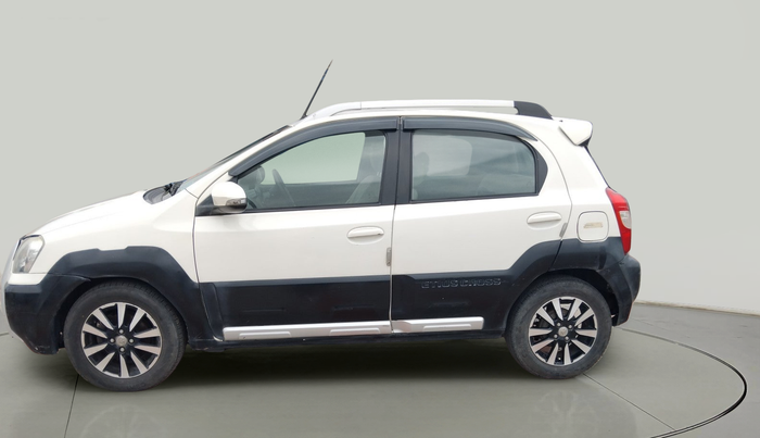 2015 Toyota Etios CROSS 1.4 GD, Diesel, Manual, 1,01,559 km, exterior