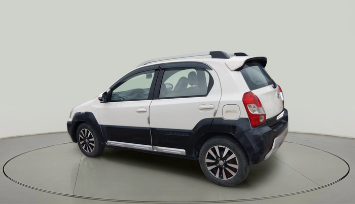 2015 Toyota Etios CROSS 1.4 GD, Diesel, Manual, 1,01,559 km, exterior