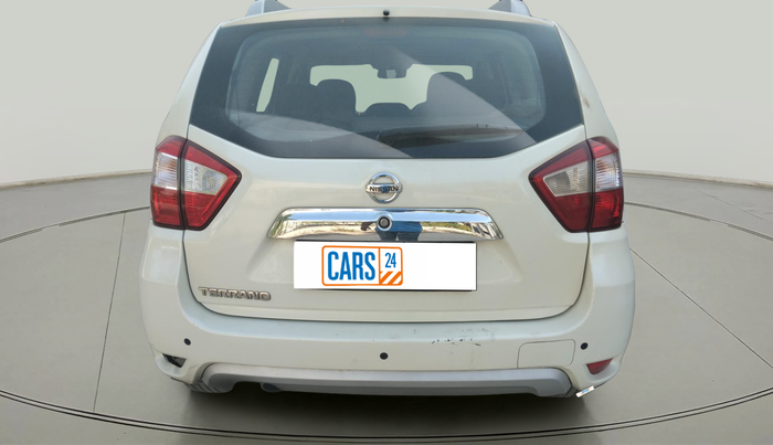 2017 Nissan Terrano XV D PREMIUM AMT, Diesel, Automatic, 1,44,622 km, exterior