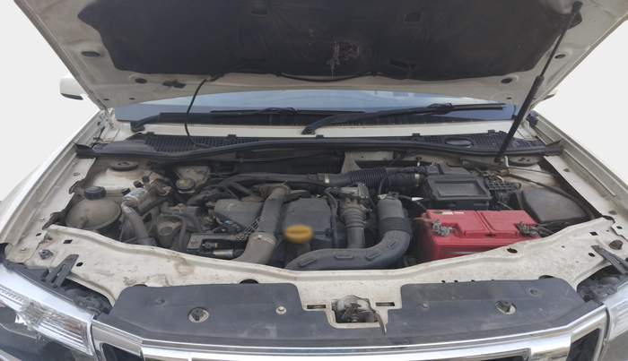 2017 Nissan Terrano XV D PREMIUM AMT, Diesel, Automatic, 1,44,622 km, exterior