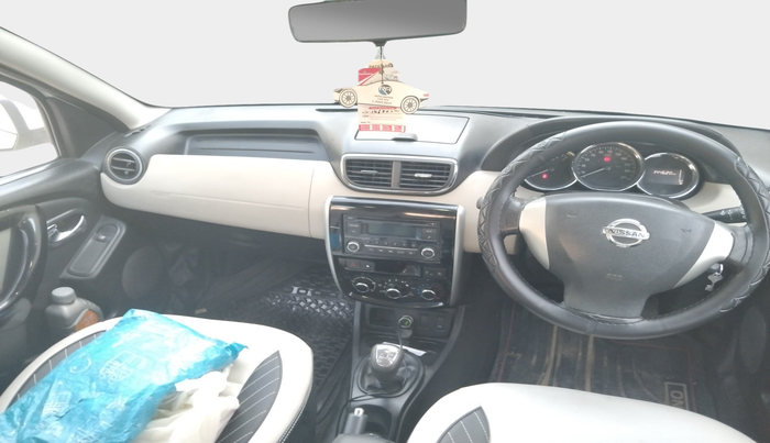 2017 Nissan Terrano XV D PREMIUM AMT, Diesel, Automatic, 1,44,622 km, interior