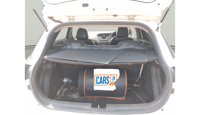 2017 Hyundai Elite i20 SPORTZ 1.4 CRDI, Diesel, Manual, 1,20,097 km, exterior