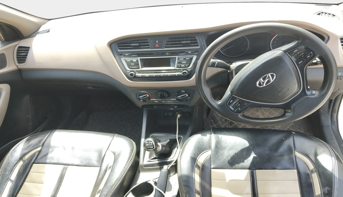 2017 Hyundai Elite i20 SPORTZ 1.4 CRDI, Diesel, Manual, 1,20,097 km, interior