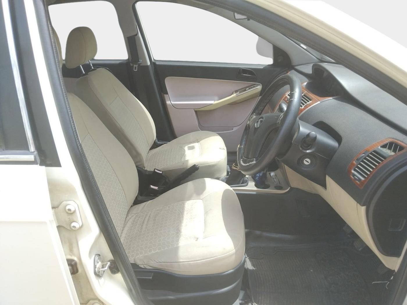 2010 Tata Indica Vista AQUA QUADRAJET, Diesel, Manual, 83,315 km, interior