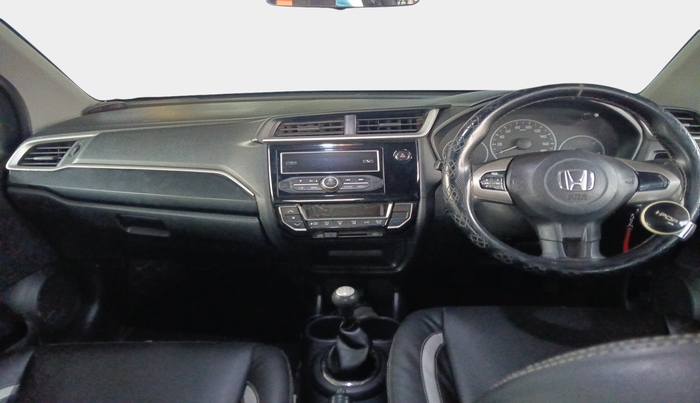 2016 Honda BR-V 1.5L I- DTEC S, Diesel, Manual, 1,11,590 km, interior