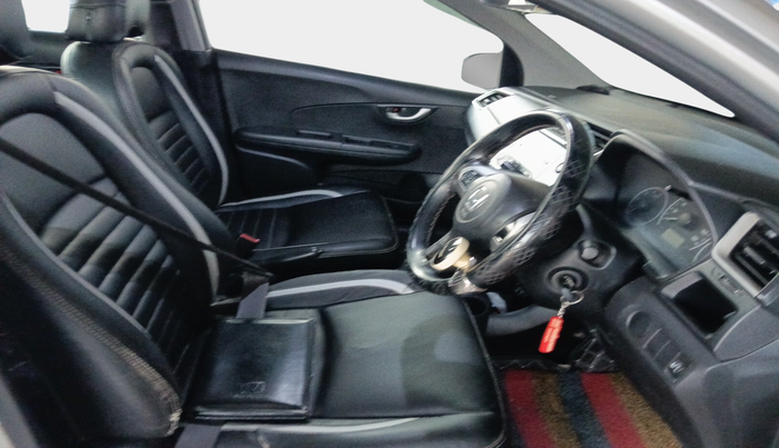 2016 Honda BR-V 1.5L I- DTEC S, Diesel, Manual, 1,11,590 km, interior