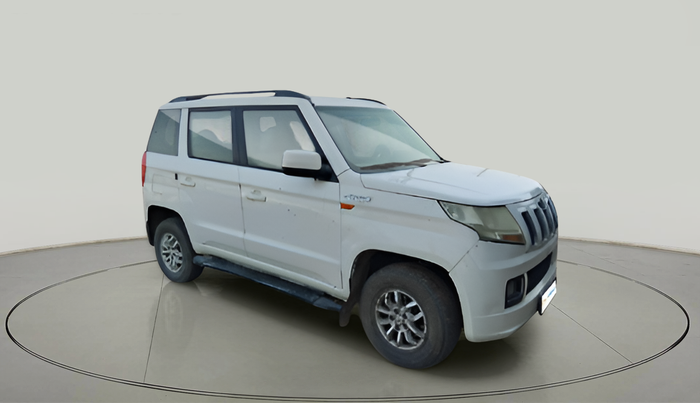 2017 Mahindra TUV300 T8, Diesel, Manual, 1,02,200 km, exterior