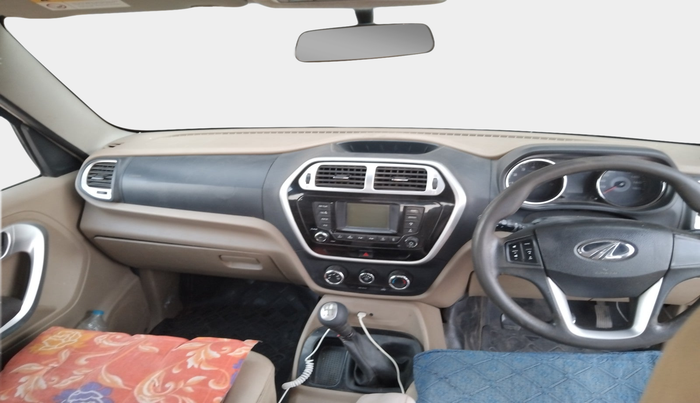 2017 Mahindra TUV300 T8, Diesel, Manual, 1,02,200 km, interior