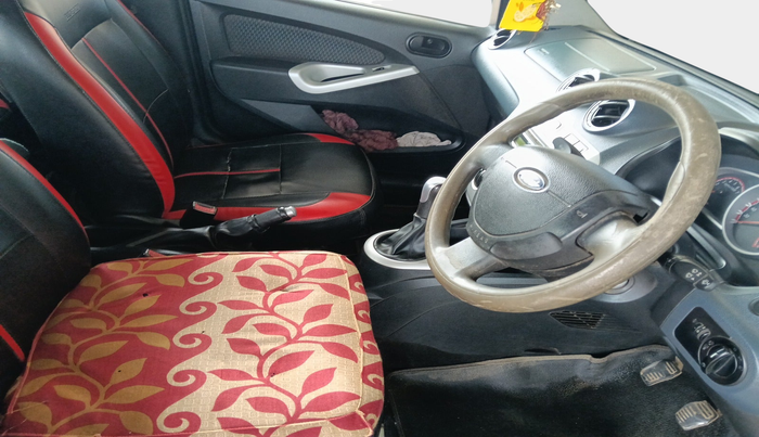 2013 Ford Figo TITANIUM 1.4 DIESEL, Diesel, Manual, 3,09,830 km, interior