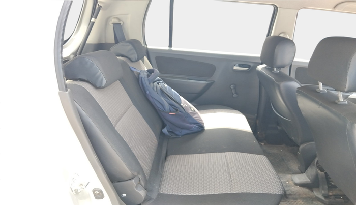 2010 Maruti Wagon R 1.0 LXI, Petrol, Manual, 1,05,742 km, interior