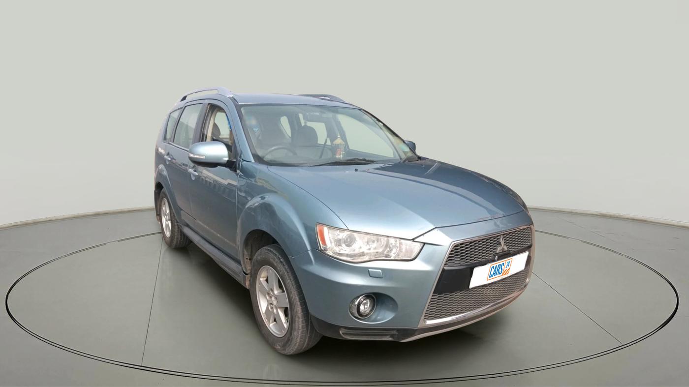 2011 Mitsubishi Outlander 2.4 MIVEC, Petrol, Automatic, 1,46,803 km, exterior