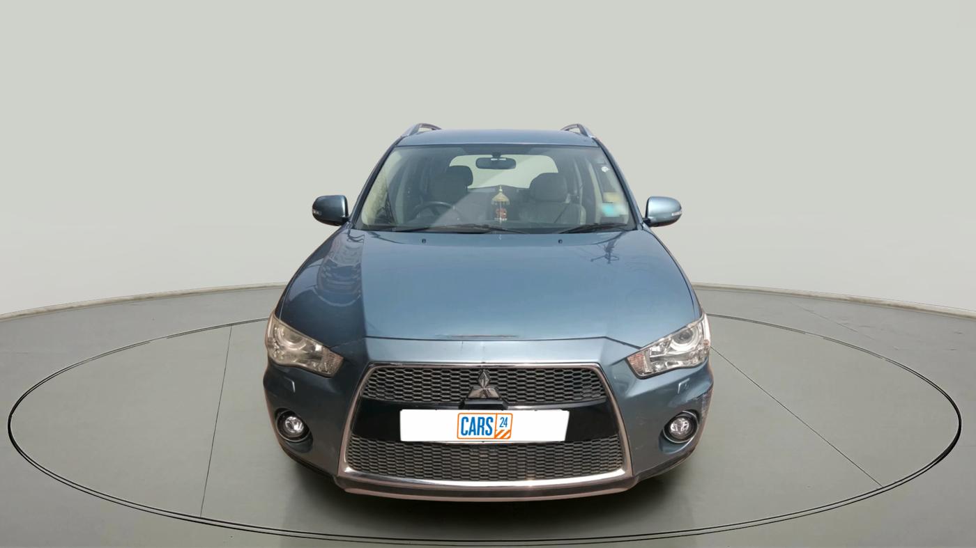2011 Mitsubishi Outlander 2.4 MIVEC, Petrol, Automatic, 1,46,803 km, exterior