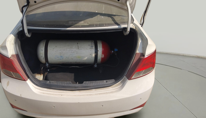 2016 Hyundai Verna 1.6 VTVT SX, Petrol, Manual, 72,198 km, exterior