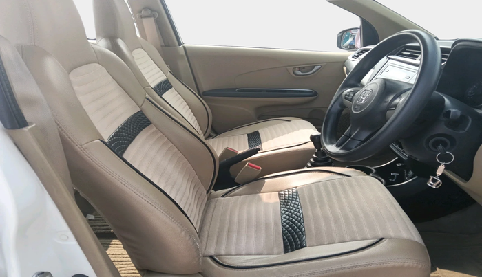 2016 Honda Amaze 1.5L I-DTEC SX, Diesel, Manual, 1,25,798 km, interior