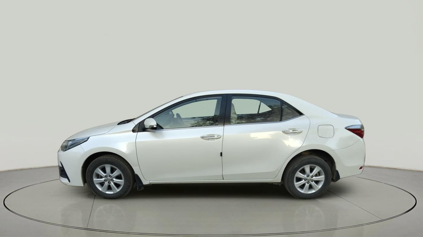 2018 Toyota Corolla Altis GL DIESEL, Diesel, Manual, 1,56,500 km, exterior