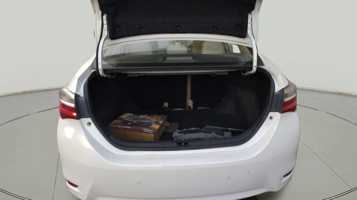 2018 Toyota Corolla Altis GL DIESEL, Diesel, Manual, 1,56,500 km, exterior