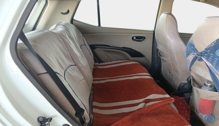 2010 Hyundai i10 MAGNA 1.2, Petrol, Manual, 1,63,375 km, interior