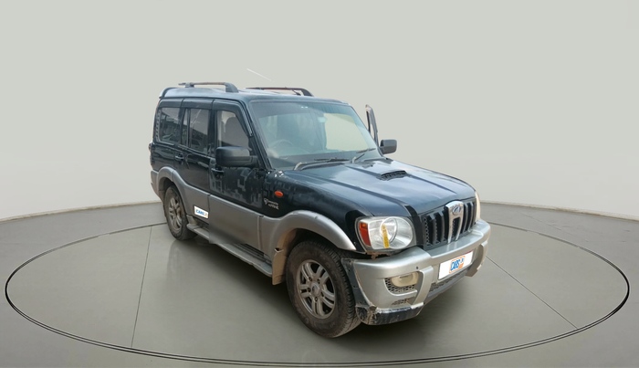 2014 Mahindra Scorpio VLX 2WD AT BS-III, Diesel, Automatic, 1,66,846 km, exterior