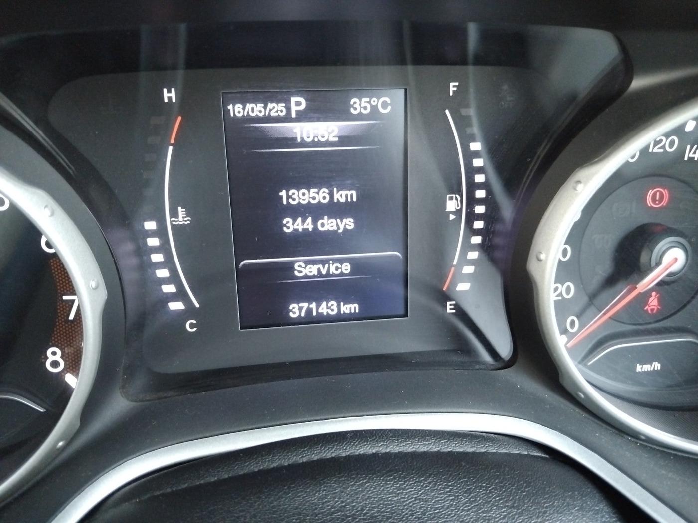 2020 Jeep Compass LIMITED PLUS PETROL AT, Petrol, Automatic, 37,143 km, interior