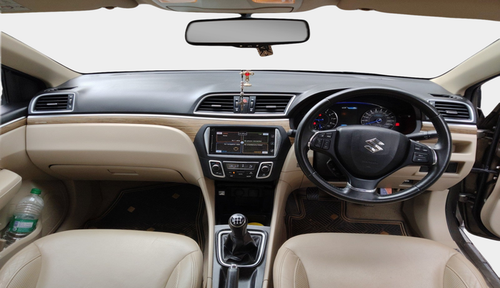2018 Maruti Ciaz ALPHA 1.5 SHVS PETROL, Petrol, Manual, 60,019 km, interior