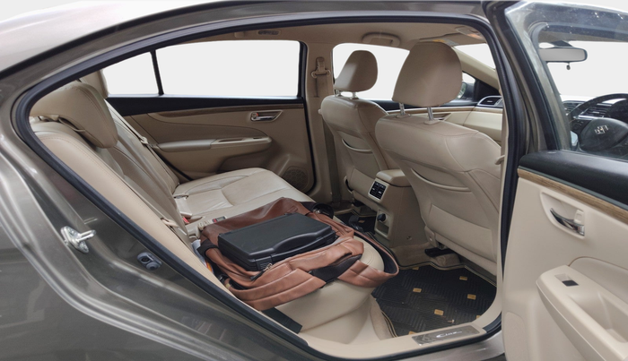 2018 Maruti Ciaz ALPHA 1.5 SHVS PETROL, Petrol, Manual, 60,019 km, interior