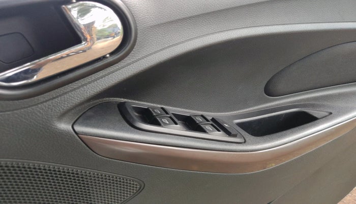 2018 Ford FREESTYLE TITANIUM 1.2 PETROL, Petrol, Manual, 69,342 km, interior