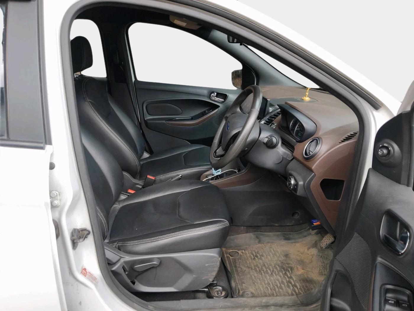 2018 Ford FREESTYLE TITANIUM 1.2 PETROL, Petrol, Manual, 69,342 km, interior