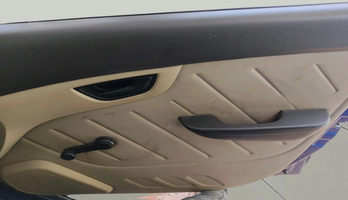 2017 Hyundai Eon D-LITE+, Petrol, Manual, 88,040 km, interior