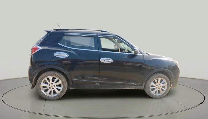 2019 Mahindra XUV300 W8 1.5 DIESEL, Diesel, Manual, 1,42,534 km, exterior