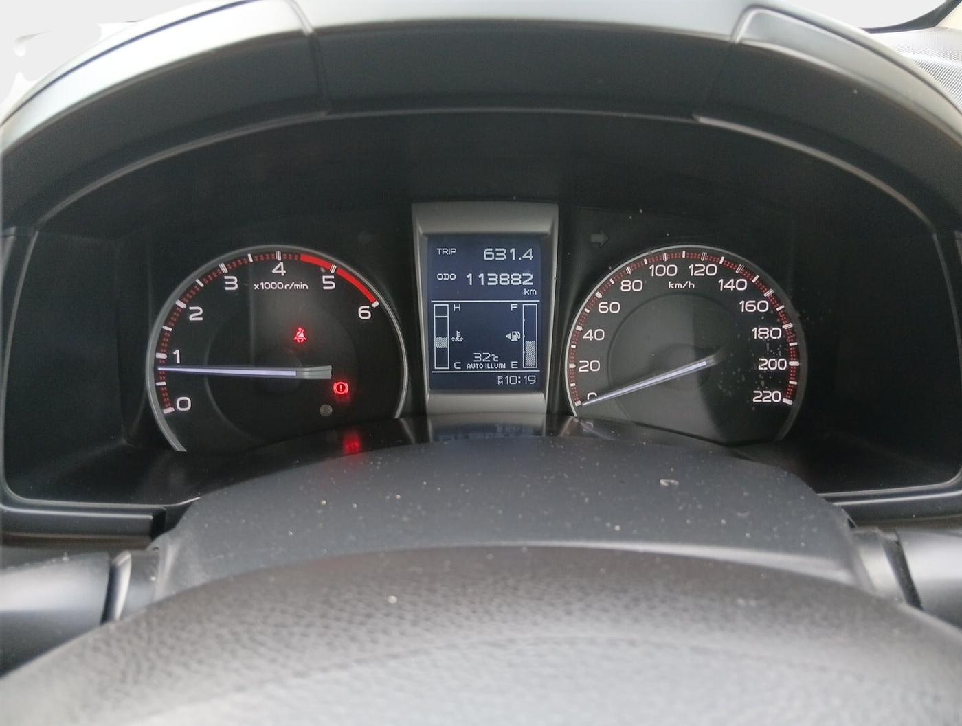 2017 ISUZU D-Max V Cross 4*4 MT, Diesel, Manual, 1,13,900 km, interior