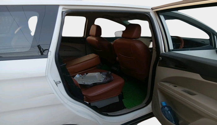 2019 Mahindra MARAZZO M2 7STR, Diesel, Manual, 1,22,592 km, interior