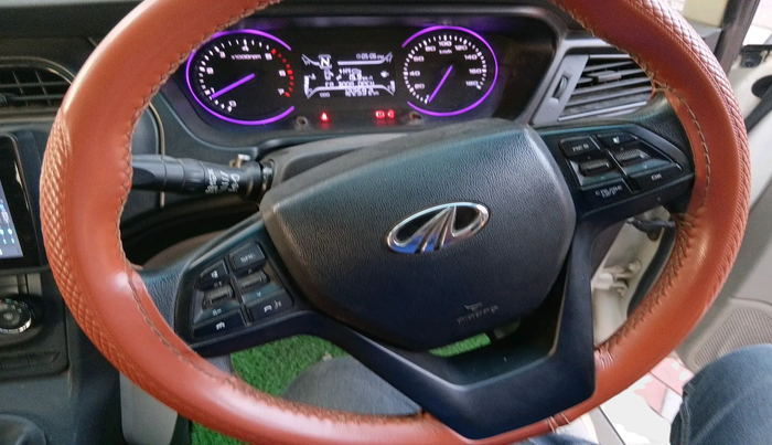 2019 Mahindra MARAZZO M2 7STR, Diesel, Manual, 1,22,592 km, interior