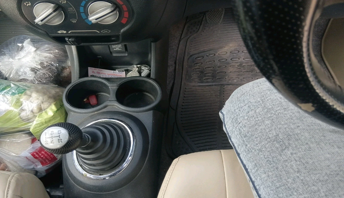 2016 Honda Brio S MT, Petrol, Manual, 61,737 km, interior