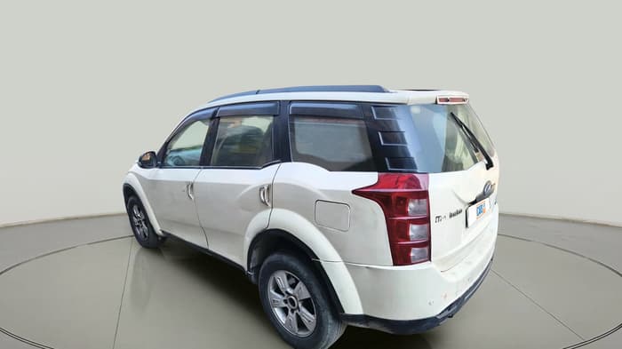 2014 Mahindra XUV500 W6, Diesel, Manual, 1,03,184 km, exterior