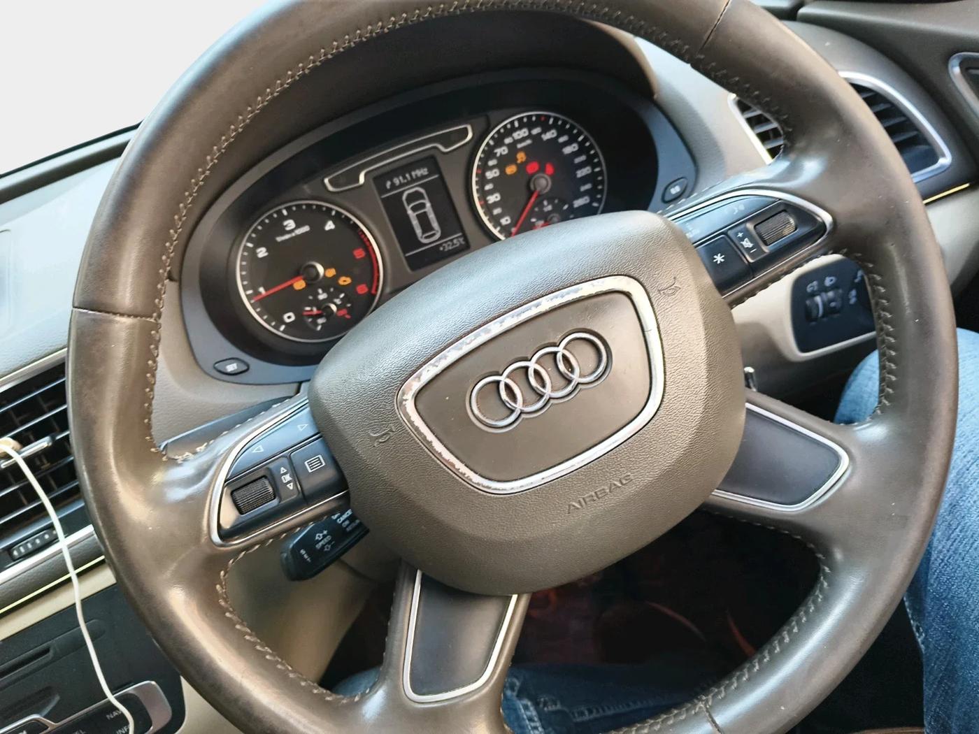 2014 Audi Q3 2.0 TDI MT S EDITION, Diesel, Manual, 73,446 km, interior