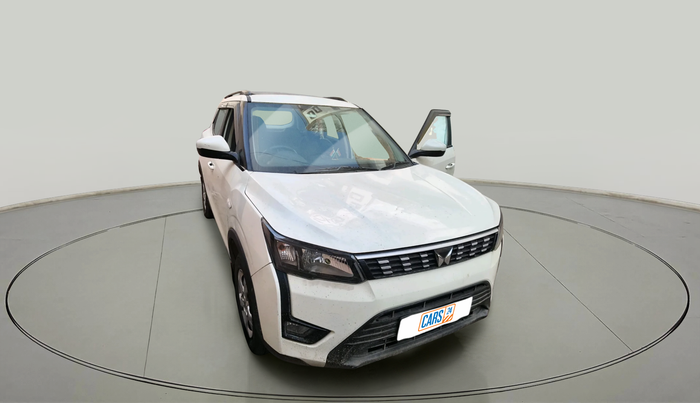 2022 Mahindra XUV300 W6 1.5 Diesel, Diesel, Manual, 46,792 km, exterior
