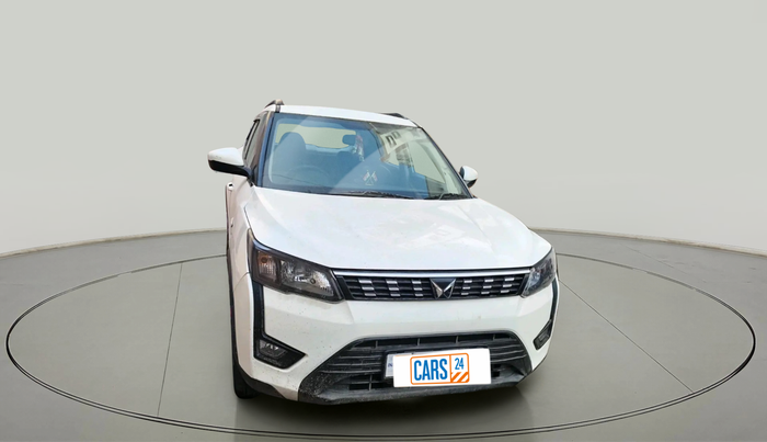 2022 Mahindra XUV300 W6 1.5 Diesel, Diesel, Manual, 46,792 km, exterior