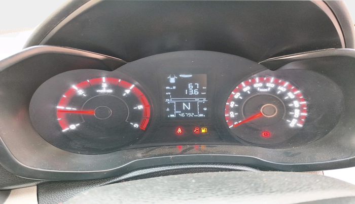 2022 Mahindra XUV300 W6 1.5 Diesel, Diesel, Manual, 46,792 km, interior