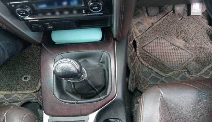 2017 Toyota Fortuner 2.8 4X2 MT, Diesel, Manual, 1,64,268 km, interior