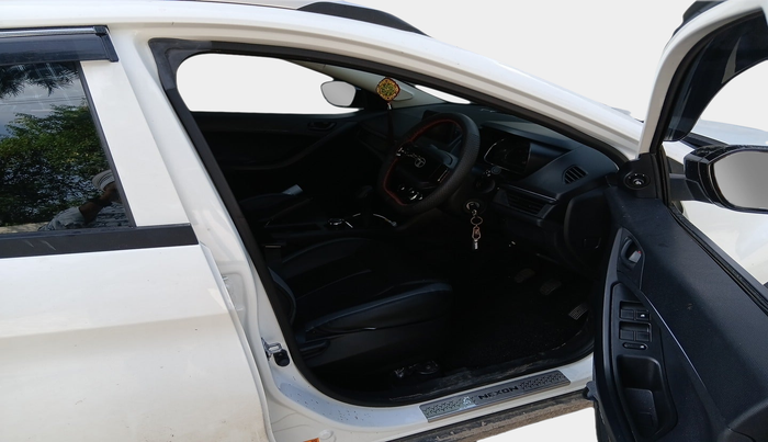 2024 Tata NEXON SMART+ 1.2 PETROL, Petrol, Manual, 5,428 km, interior