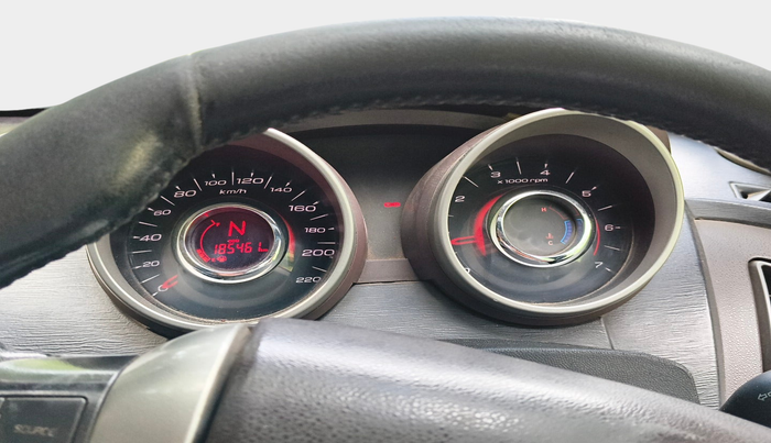 2013 Mahindra XUV500 W8, Diesel, Manual, 1,85,461 km, interior
