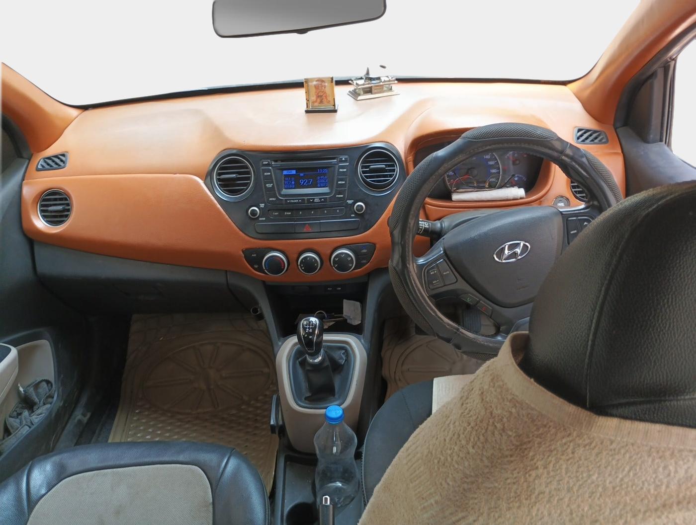 2015 Hyundai Grand i10 ASTA 1.1 CRDI, Diesel, Manual, 59,650 km, interior