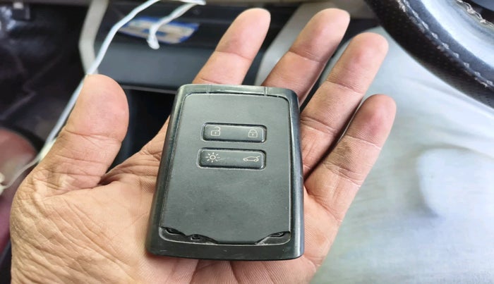 2021 Renault TRIBER RXZ, Petrol, Manual, 65,614 km, interior