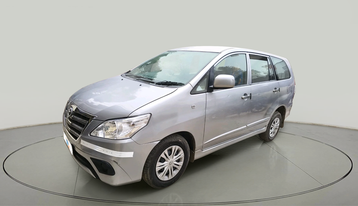 2015 Toyota Innova 2.5 GX 8 STR, Diesel, Manual, 2,09,115 km, exterior
